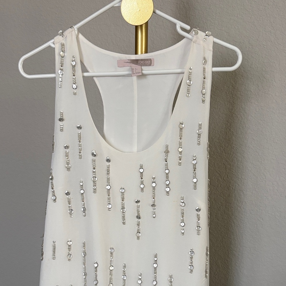 Forever 21 White Scoop Neck Tank Top with Blush Label, fully lined.